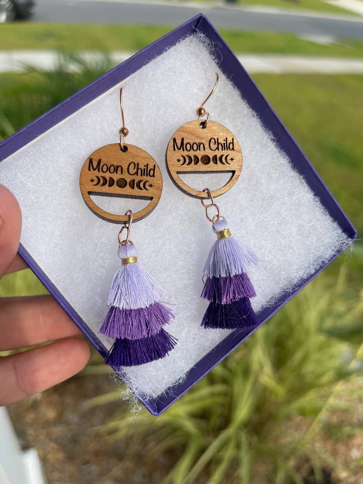 Brincos Gota Boho Passel Madeira Phase | Brinco Roxo por atacado de Violet Lotus