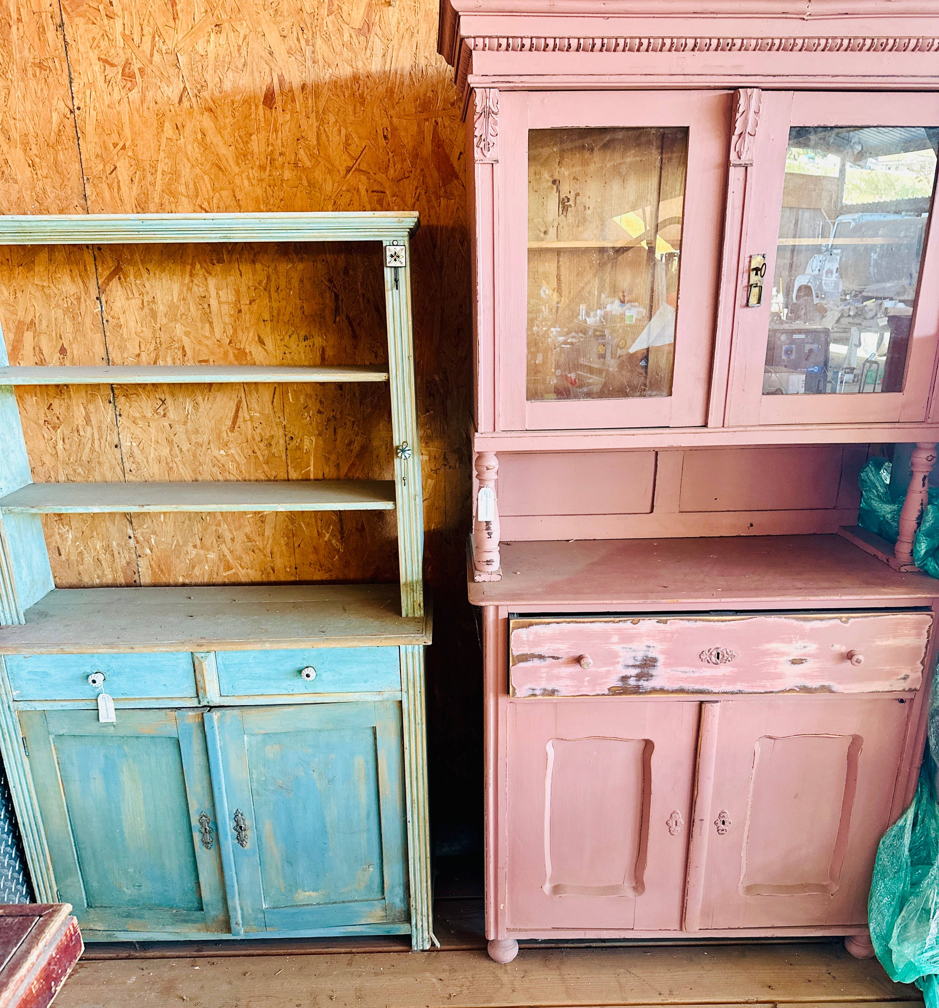 Home - Wholesale Retailer Display - Accessories - Store Cottagecore Furniture, Hungarian Hutch Retail Displays4