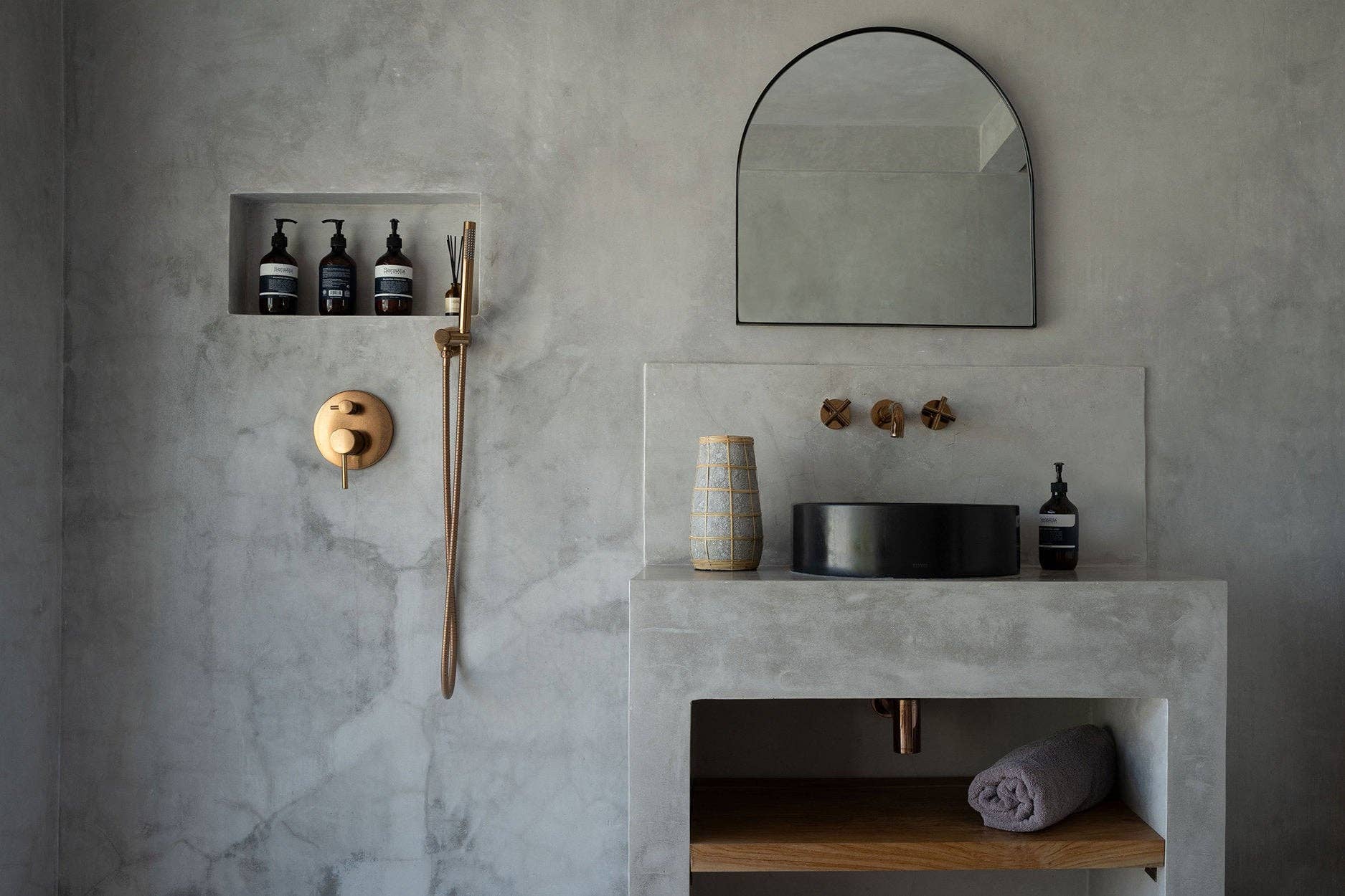 Bazar Bizar Living – wholesale Vase – The Cutie Vase - Concrete Natural - L2