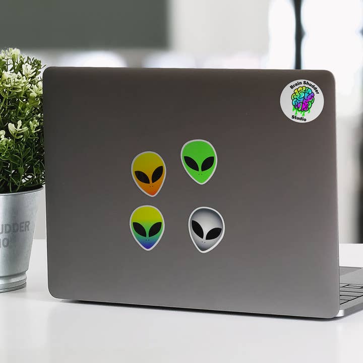 Brain Shudder Studio - Wholesale Sticker - Alien Head Sticker Pack8