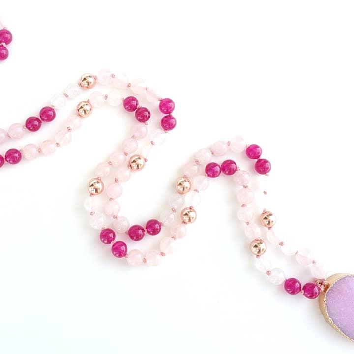 Jade, Quarz, Hämatit für den Großhandel von humble heart