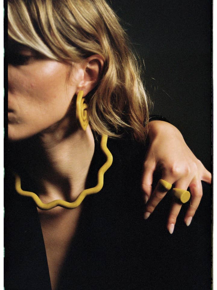 MEDUSA mustard for wholesale by SUAGONGO