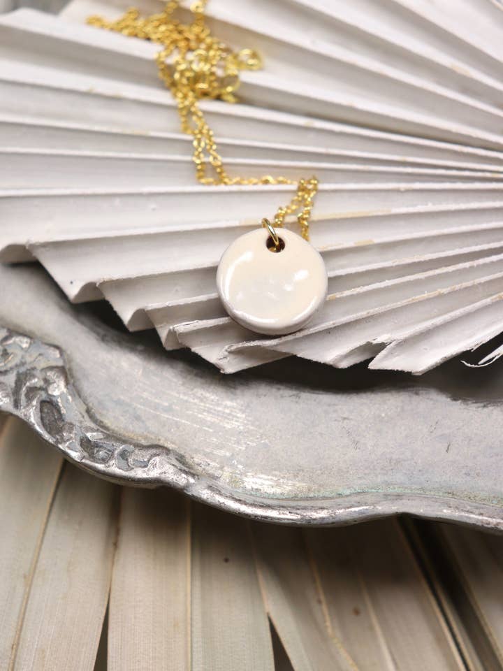 Colar Hope - Colar de cerâmica marfim por atacado de Cedar and Cypress Designs