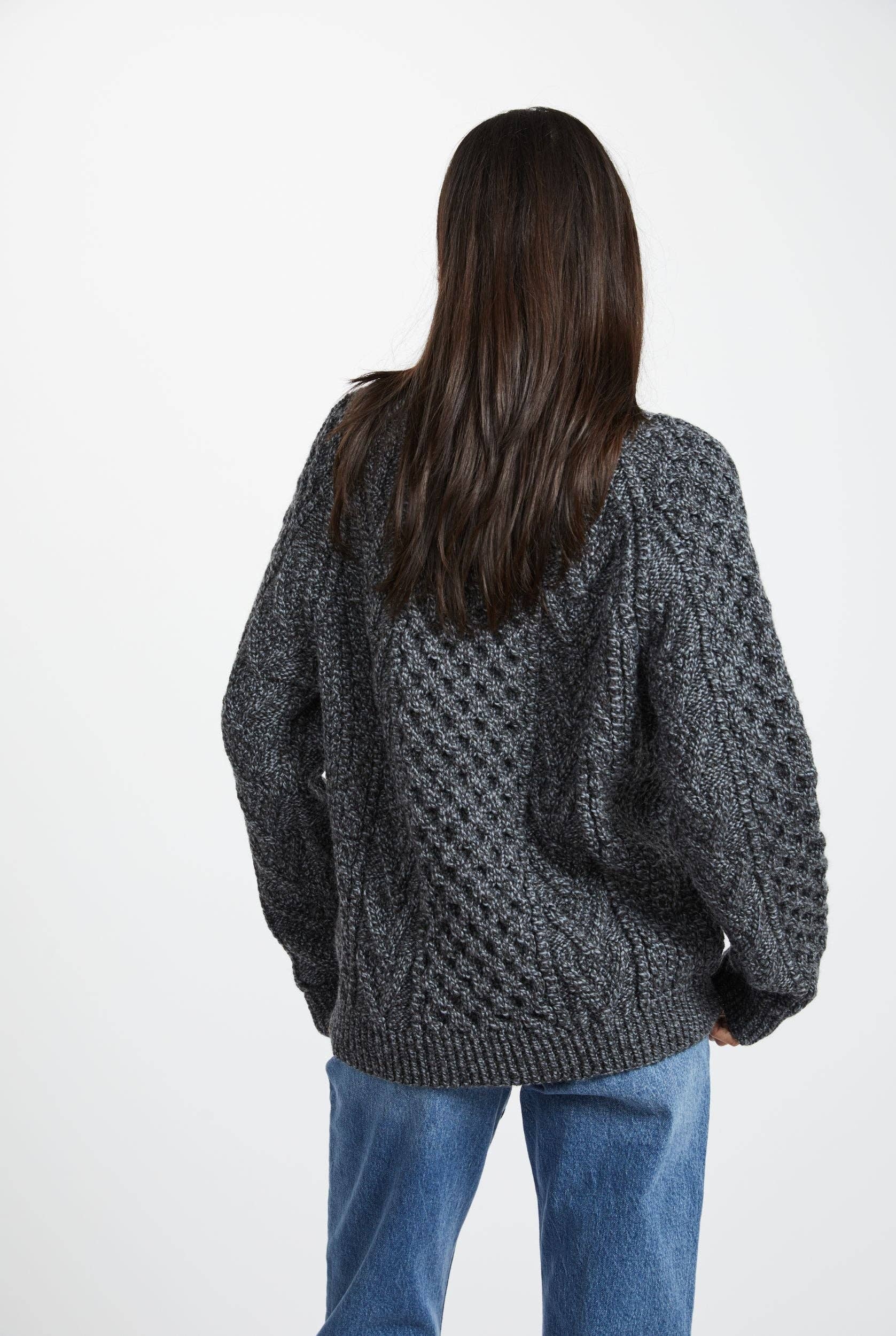 Aran Woollen Mills – wholesale Knitted jumper – Women′s – Kilronan Aran Ladies Honeycomb Sweater - Charcoal1