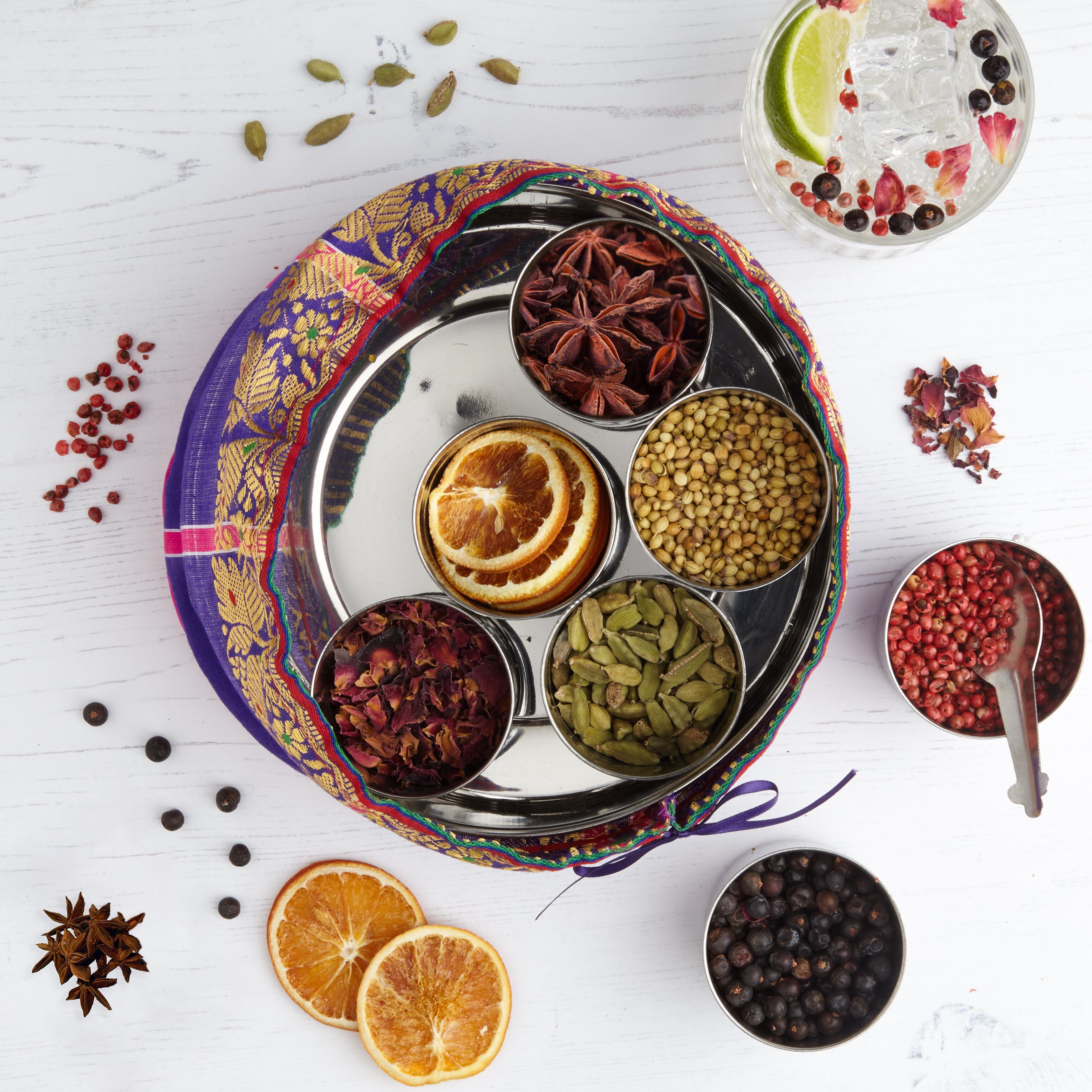 Spice Kitchen – wholesale DIY drink kit – Gin Botanicals Tin with 7 Botanicals | Spice Kitchen 11