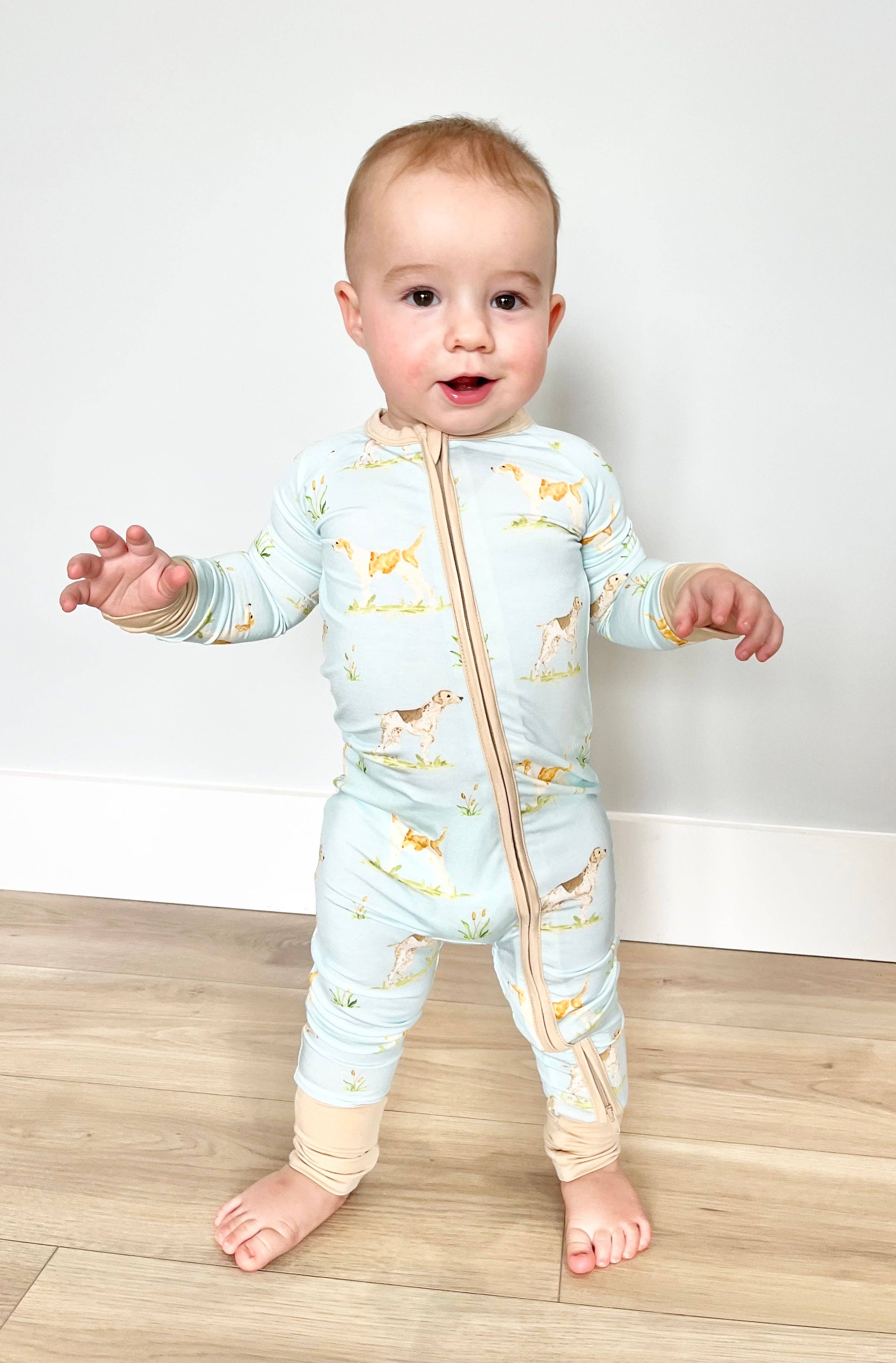 Sweet Bay Clothing – wholesale Jumpsuit – Baby – Hunting Dogs Zipper Onesie2