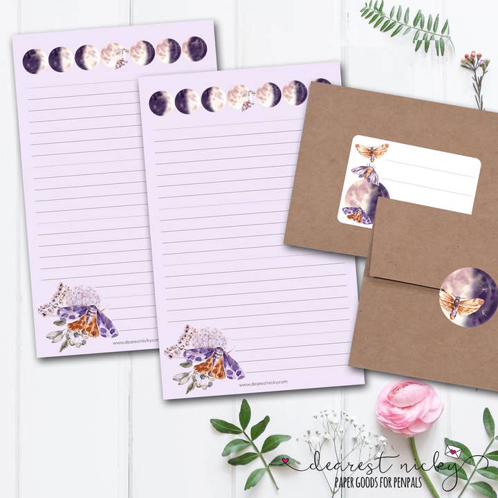 Set de escritura de cartas con fases lunares y polillas para venta al por mayor de Dearest Nicky / Mouse & Wren