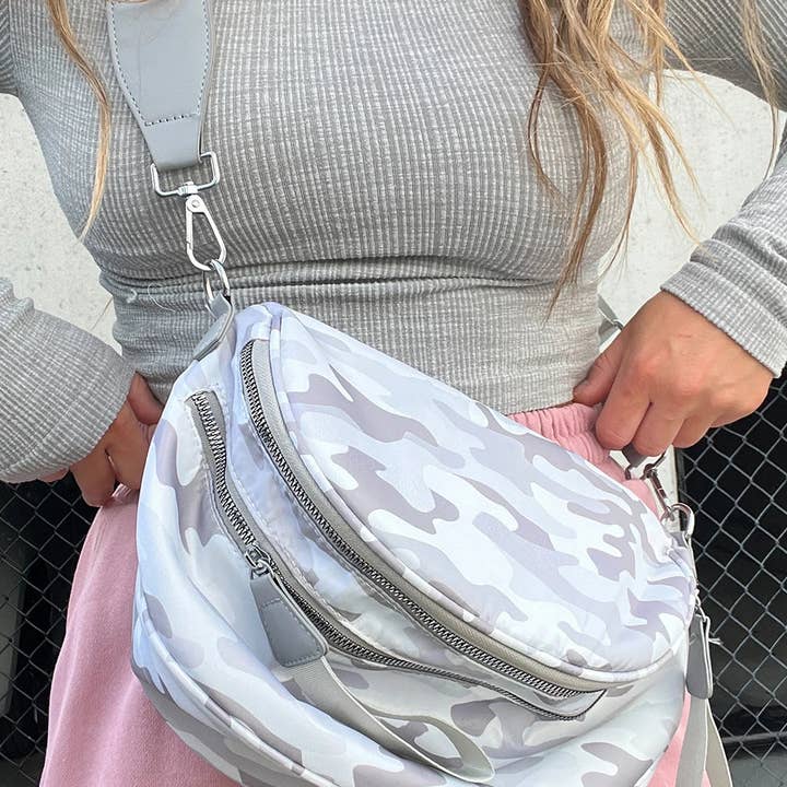 Suhkasana - Wholesale Crossbody Bag - Women's - Camo Print Crossbody Shoulder Bag with Gold Chain Detail16