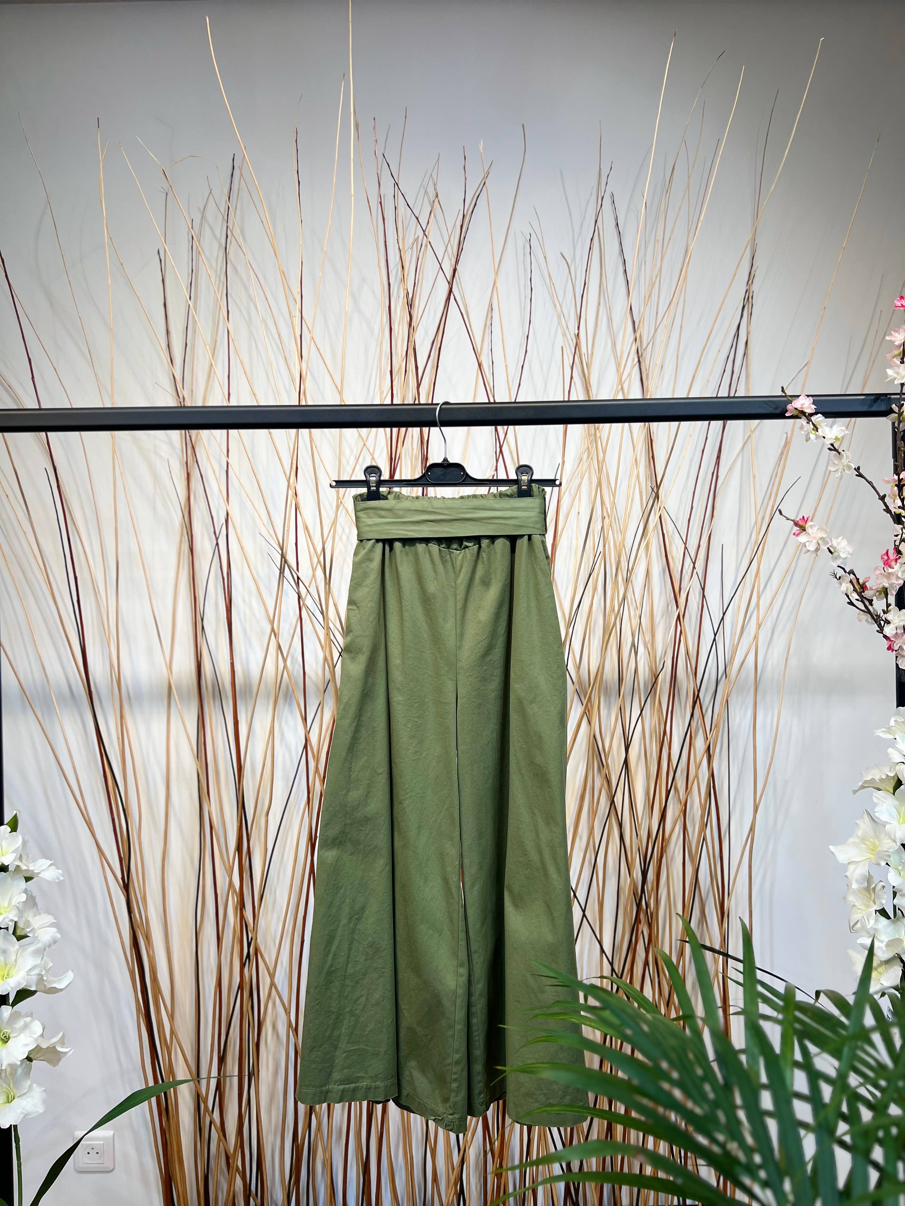 L'Emotion – wholesale Pants – Women's – Wide Cut Skirt Trousers & Ribbon Belt3