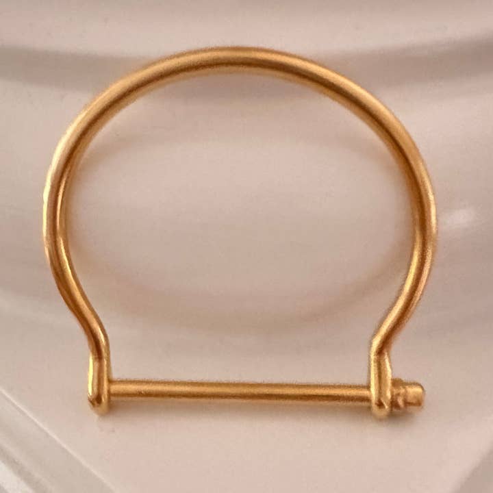 NAVY JANE - Wholesale Bangle Bracelet - Shackle Bracelet Mariner Gold