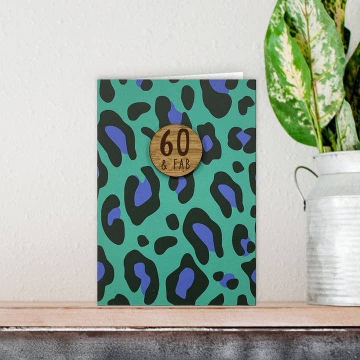 Carte d'anniversaire 60 & Fab à imprimé animal pour la vente par KDee Designs