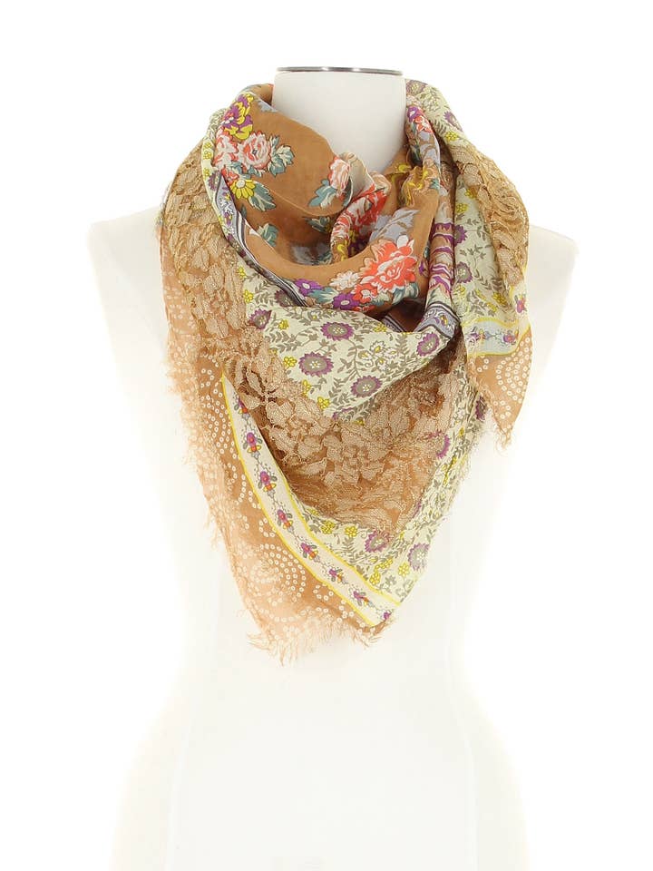 BOHEMIAN SQUARE - 100% COTTON for wholesale by DIWALI PARIS