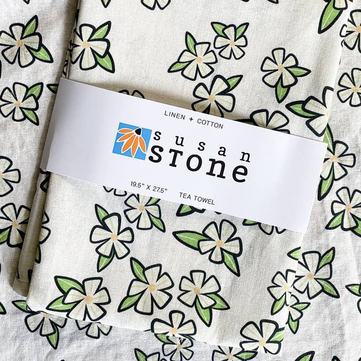 Linned + bomuld viskestykke med blomster på hvid for engroshandel hos Susan Stone Design