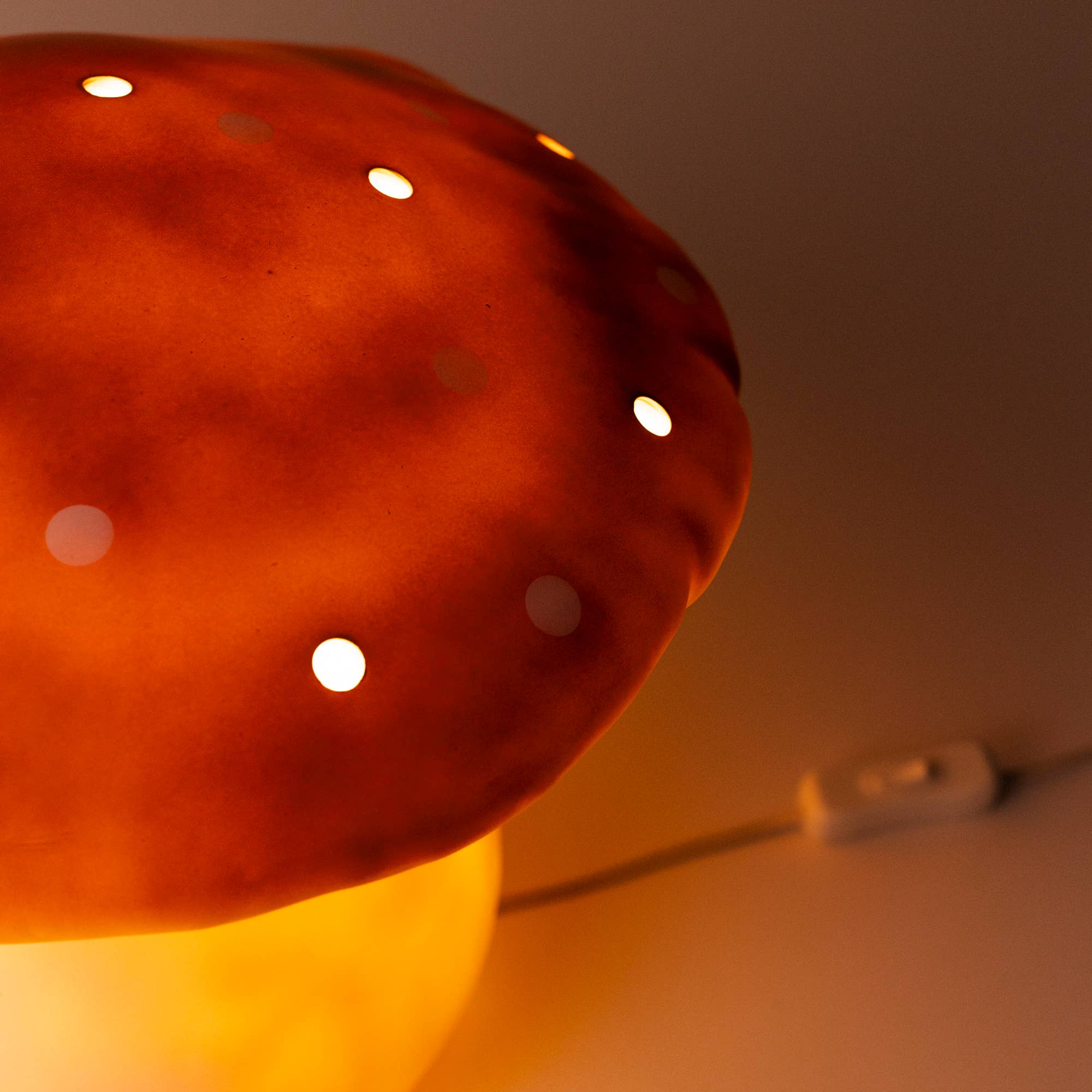 Egmont - Wholesale Figurine Lamp - Large Mushroom Terra w/ Plug4