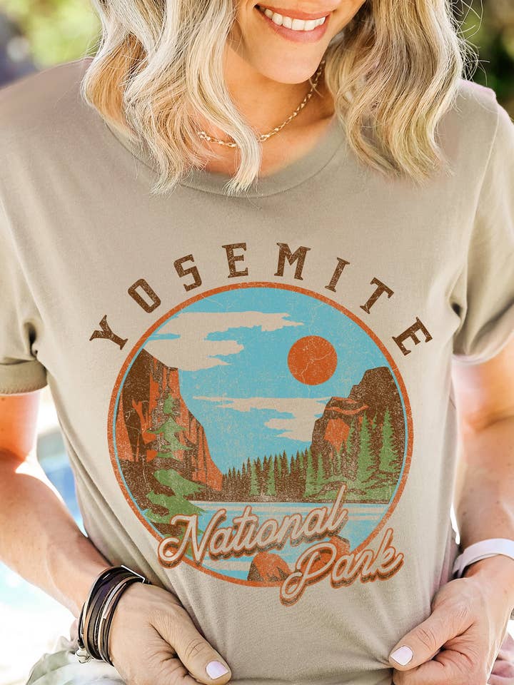 1083T - Parc national de Yosemite pour la vente par BouTeeQue Closet