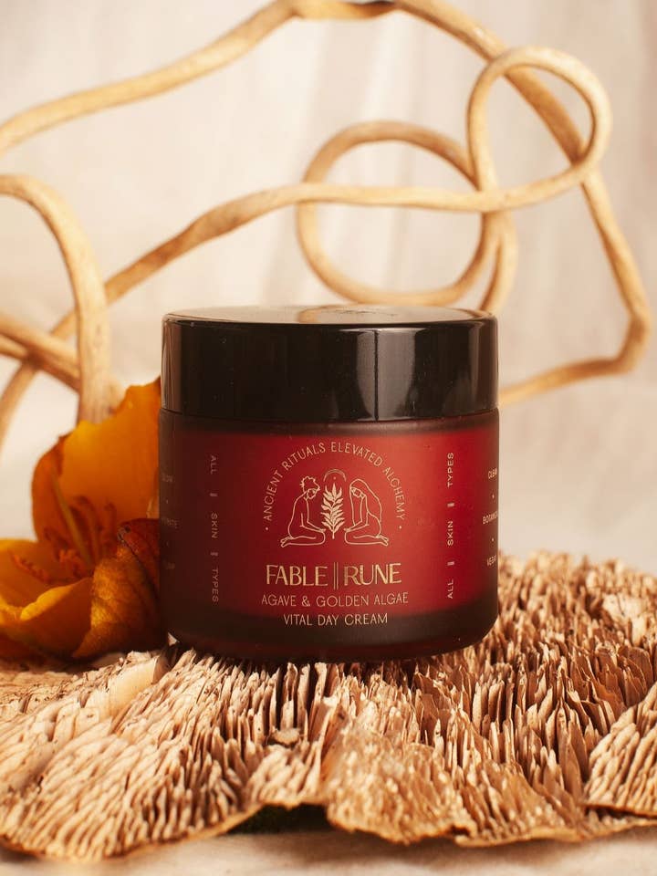 Face Moisturizer - Agave & Golden Algae Cream (2 oz) for wholesale by FABLERUNE