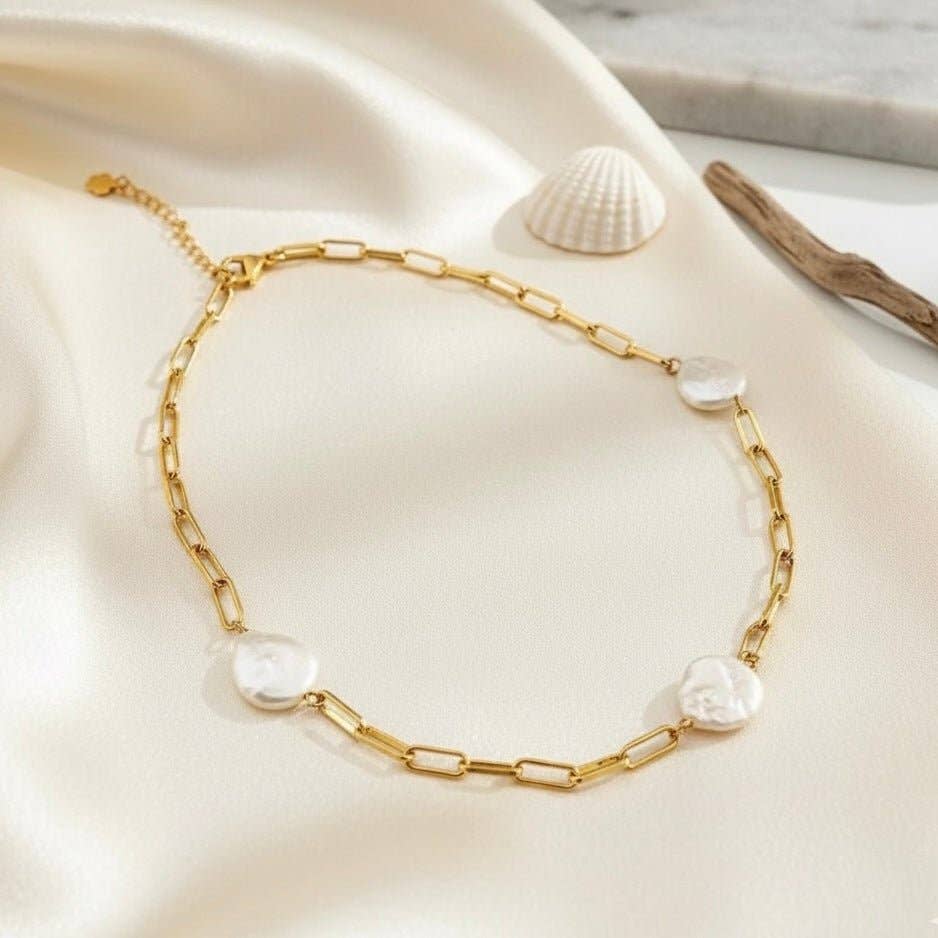 OE! - Wholesale Beaded/Pearl Necklace - ONESTA – Gold chain necklace with pearls1