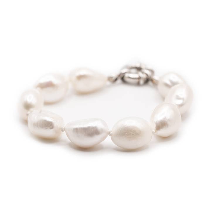 Bonnie Baroque Pearl Bracelet. for wholesale by JoJo Harris