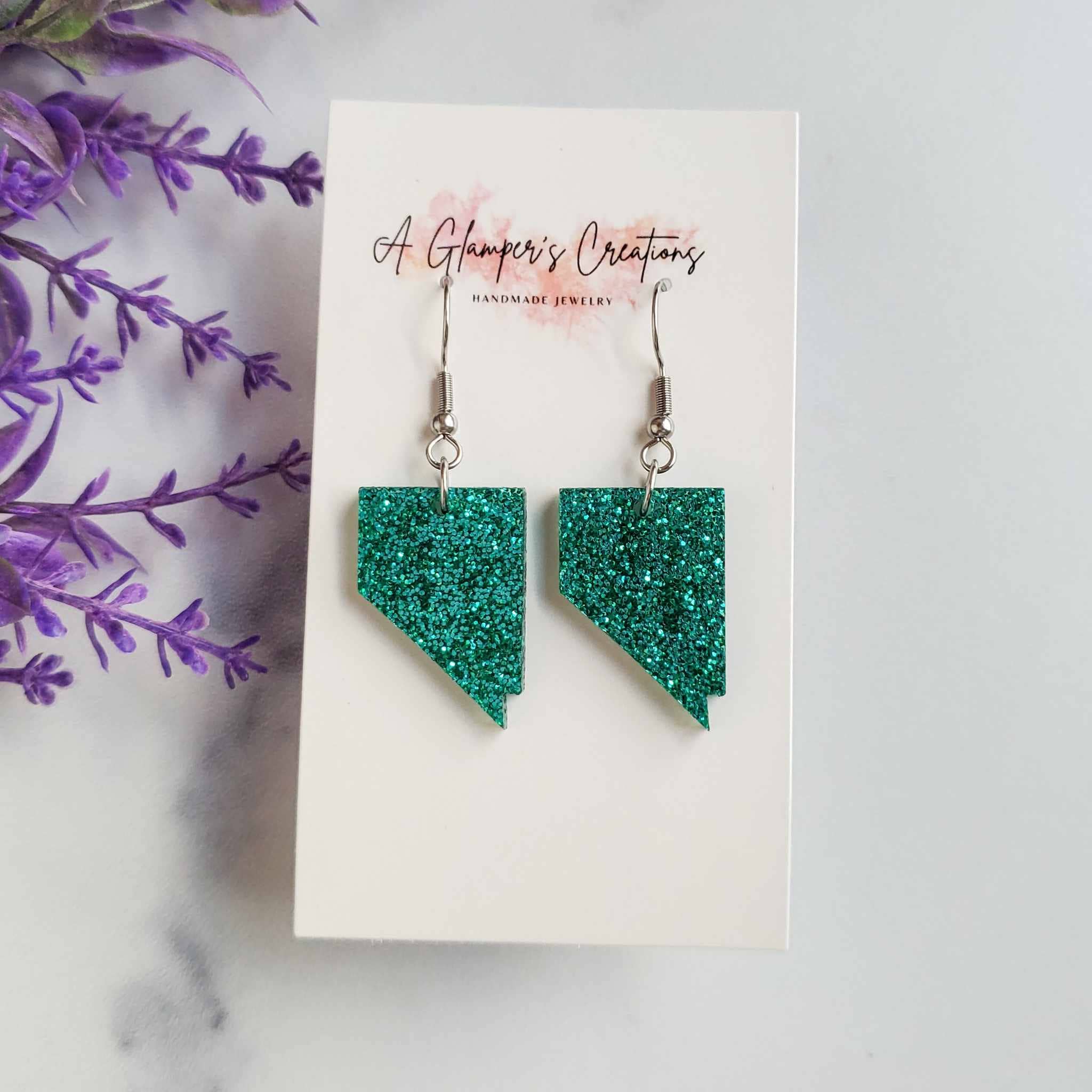 A Glamper's Creations LLC - Vente Boucles d'oreilles pendantes - Boucles d'oreilles en acrylique Nevada à paillettes turquoises0