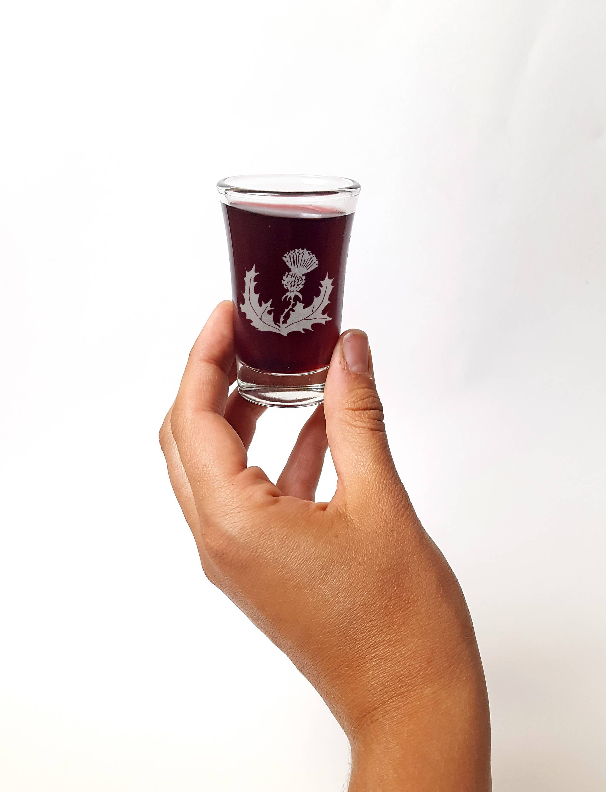 Lyoncraft – wholesale Shot glass – Scottish Thistle Engraved Shot Glass, Flower of Scotland1