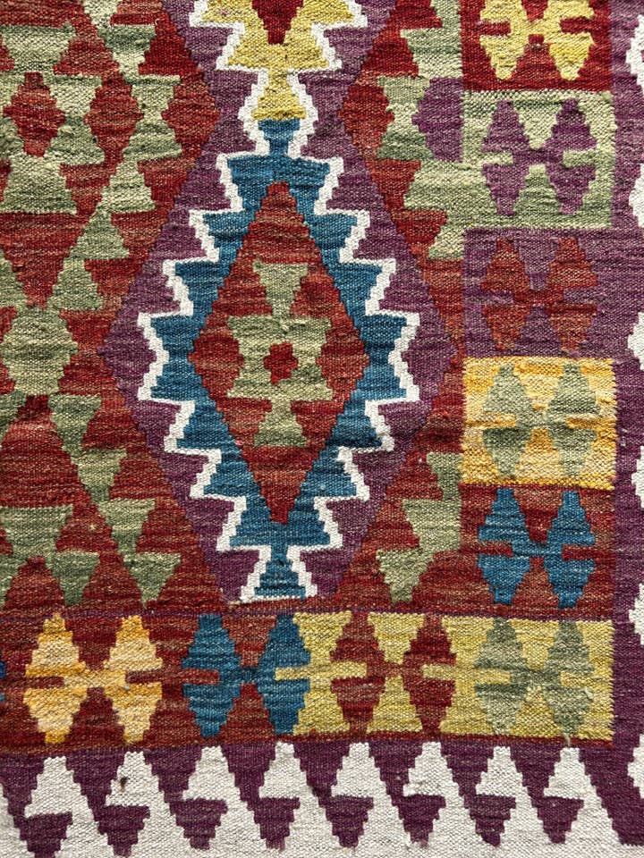 Kilim 4'x6' Rug for wholesale by Turkmen Handicrafts