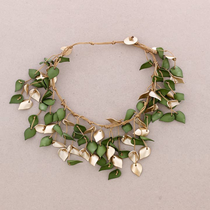 Sonata - Wholesale Choker/Collar - Long Necklace with Resin Petals Pendants3