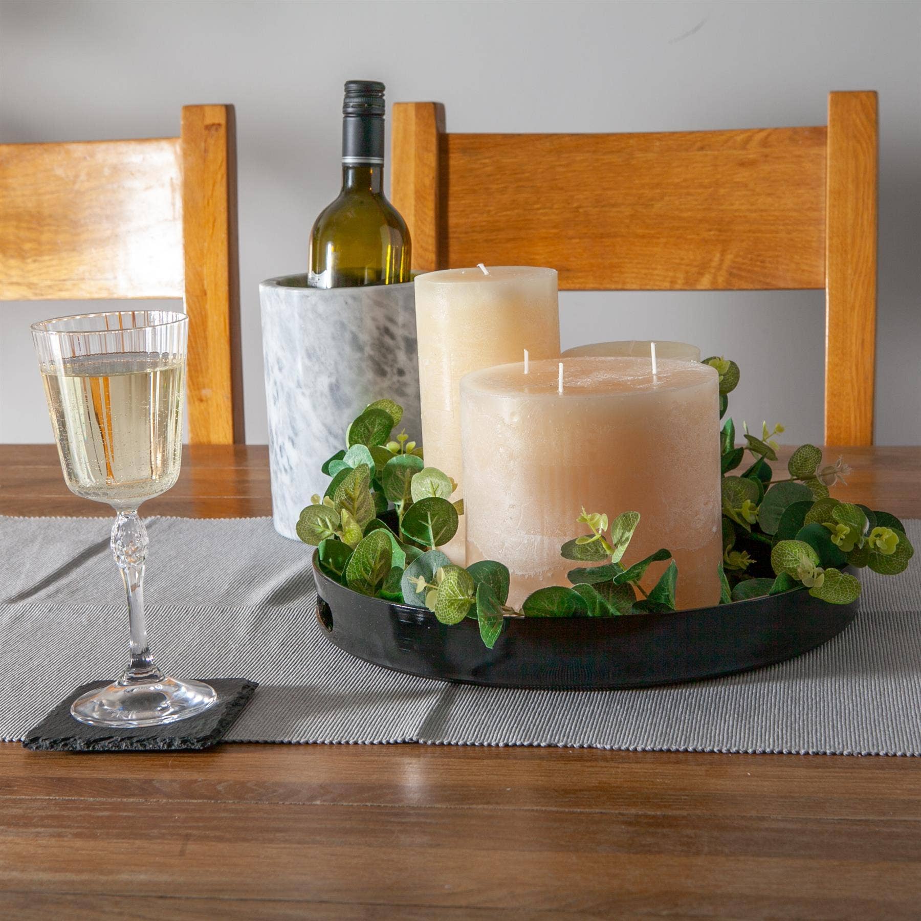 Rinkit Ltd – Engroshandel Serveringsbakke – Argon Bordservice Runde Serveringsbakke -33cm - Sort2