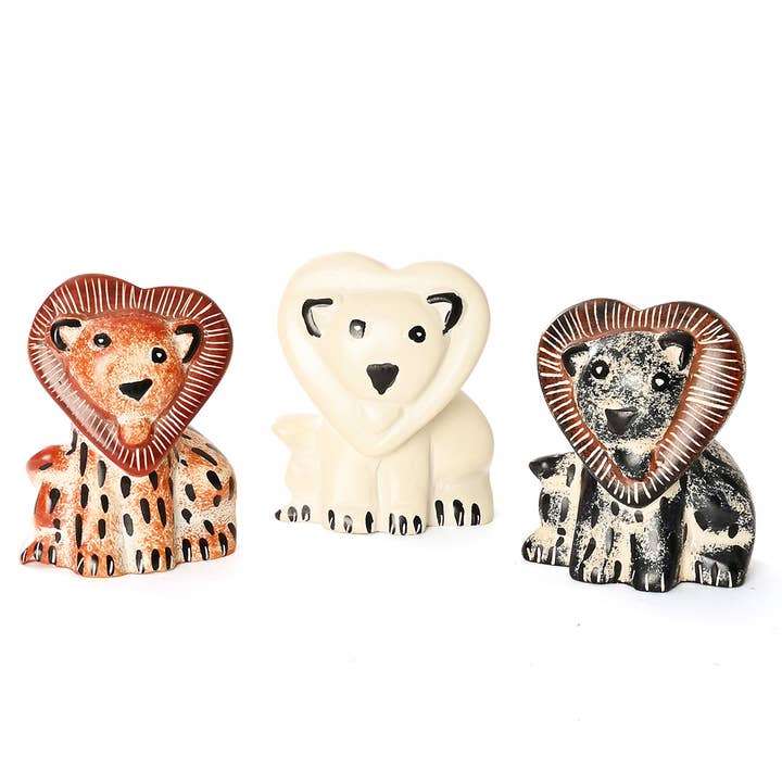 Swahili | AFRICAN MODERN - Wholesale Decorative Tabletop Object - Set of Three Small Soapstone Sweetheart Lions