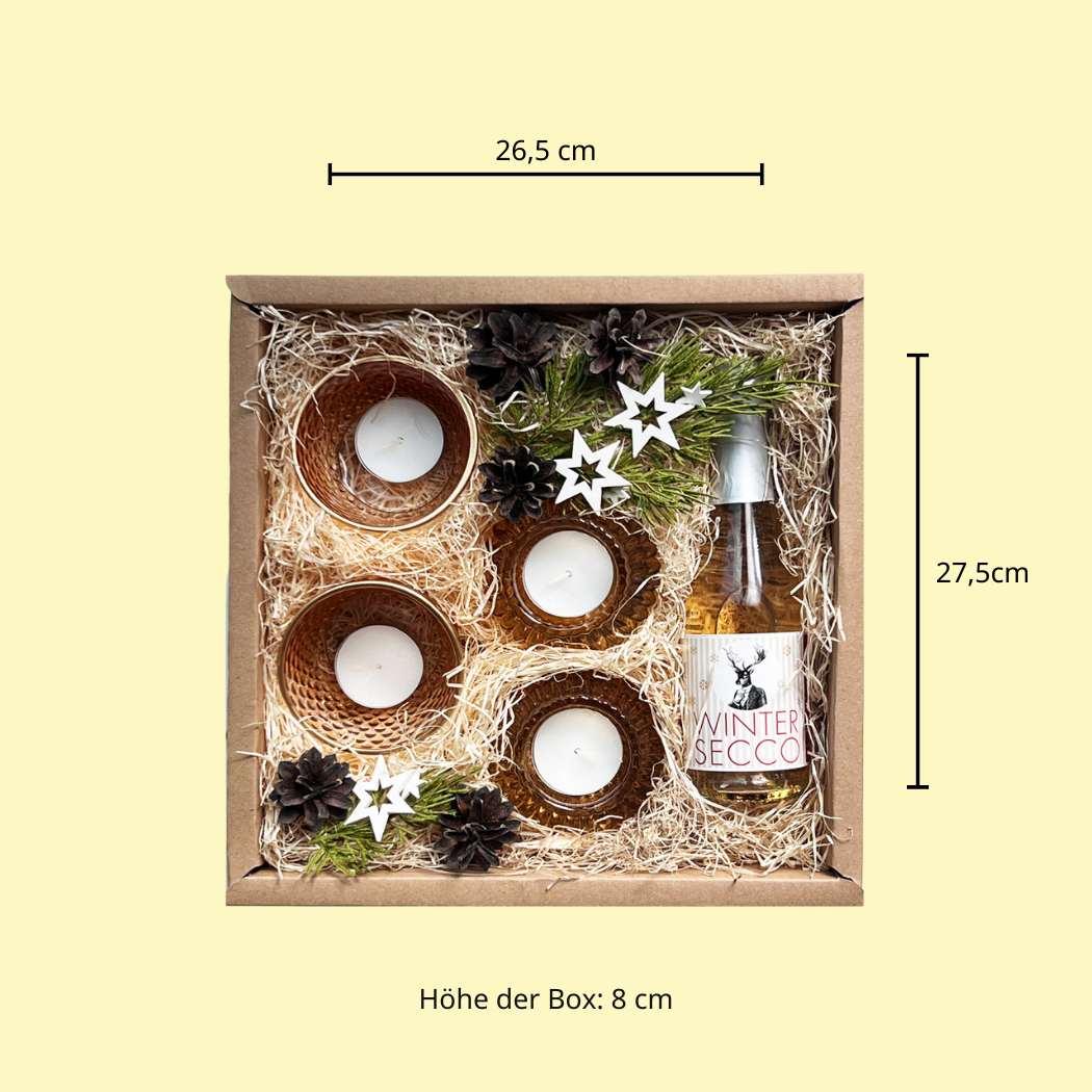 Wunderle GmbH - Venta al por mayor Velas pequeñas - Caja de regalo con velas y decoración navideña5