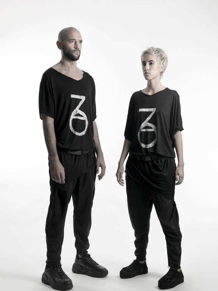 Corp Sleeveless Twhite logo for wholesale by Zhannaona