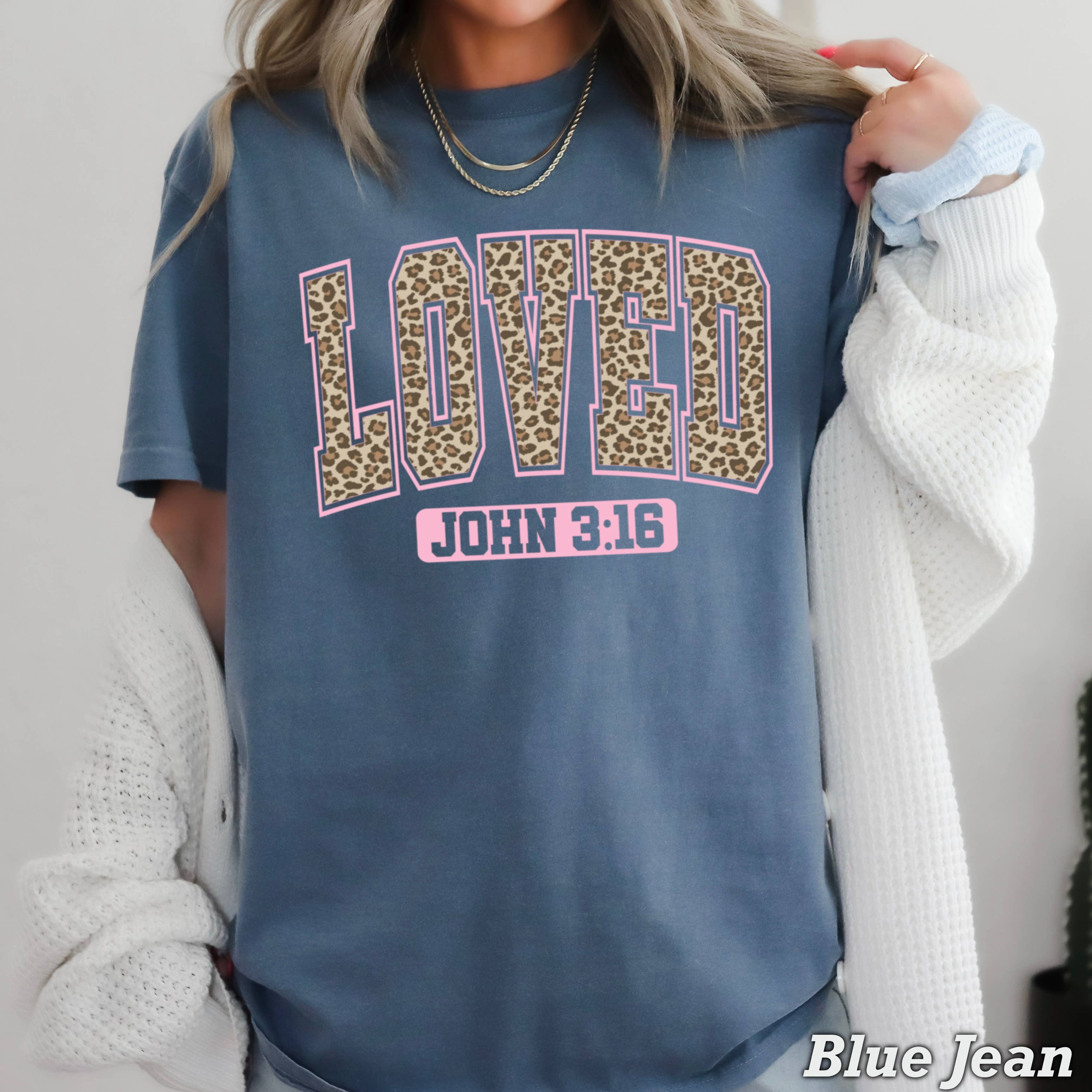 Shoppe SHC – Großhandel T-Shirt mit Siebdruck – Damen – Leopard Liebte Valentinstag Shirt | Comfort Colors12