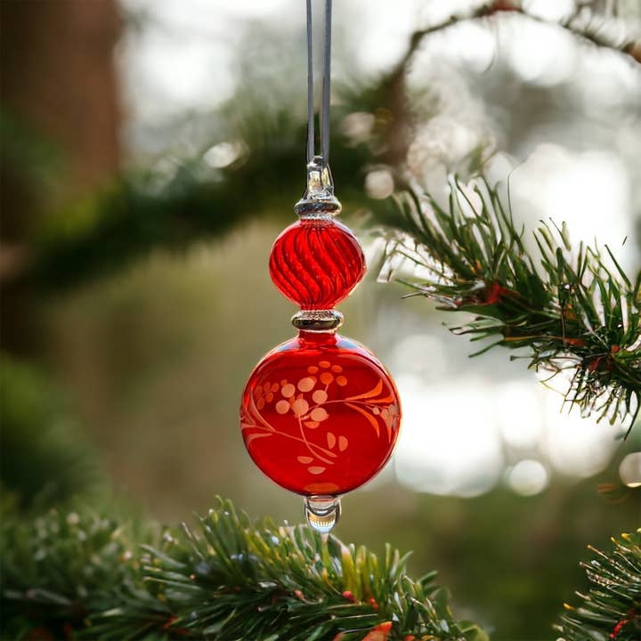 LesTroisPyramides - Wholesale Tree Topper - Red Christmas Tree Topper - Blown Glass Ornament