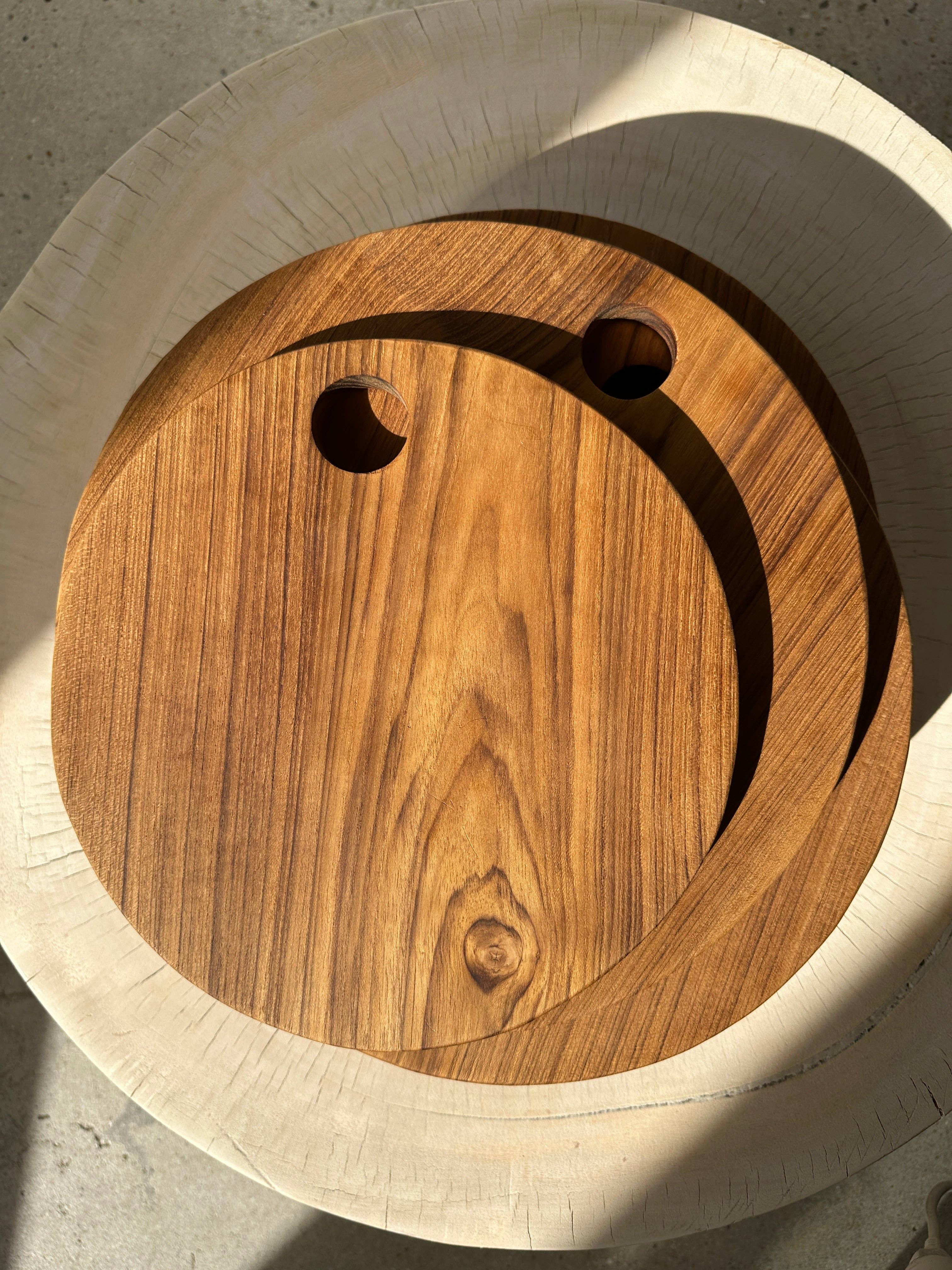 Office Objets – wholesale Skärbräda – Rund skärbräda i urholkad teak D:3049