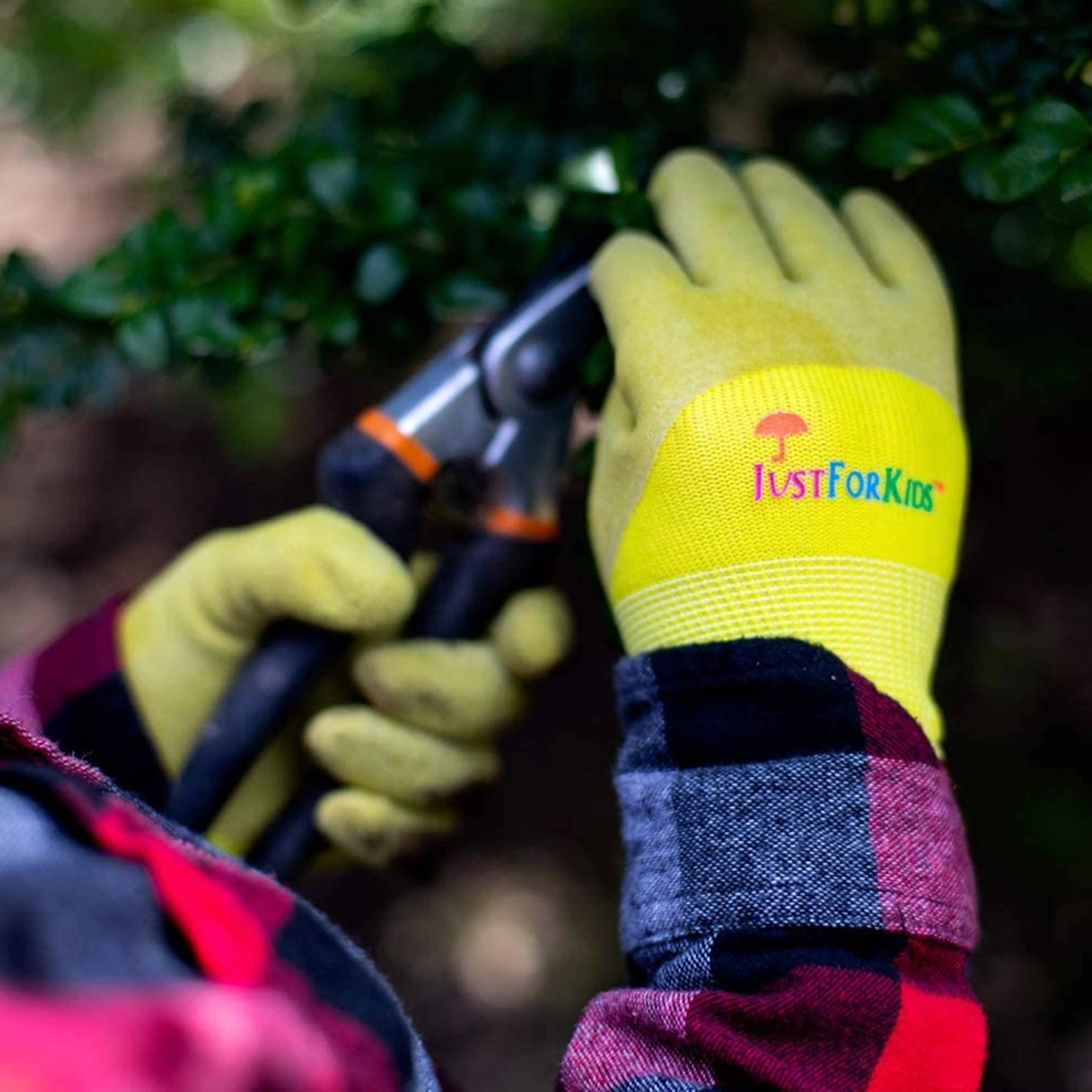 G & F Products - Wholesale Garden gloves - Kids Garden Gloves, Premium MicroFoam Coated, Dirt Resistant10