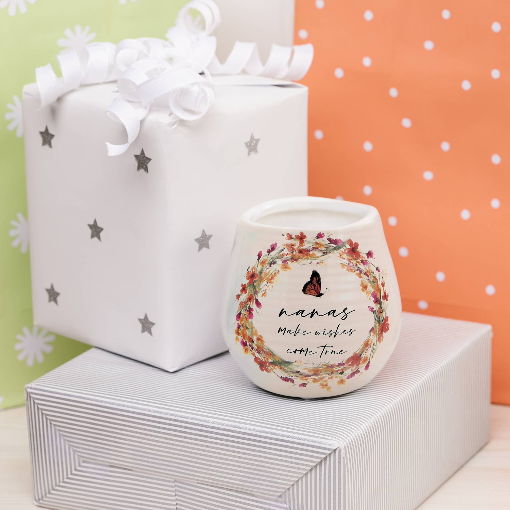 Pavilion - Vente Bougie en bocal - Bougie Nanas, 8 oz, 100 % cire de soja
Parfum : Tranquility2