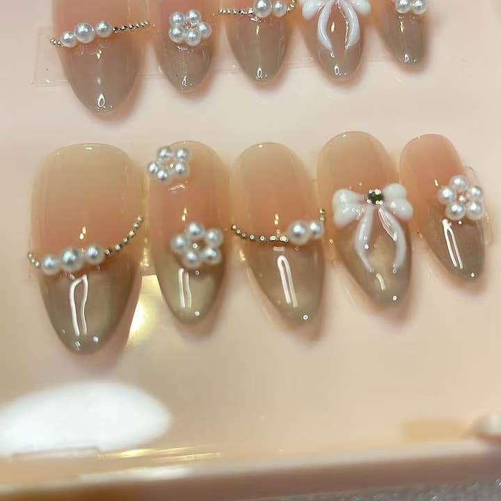 Azurenailshop - Wholesale Press-On/Fake Nails - Azurenailshop Press on nails, Almond shape popular nails4