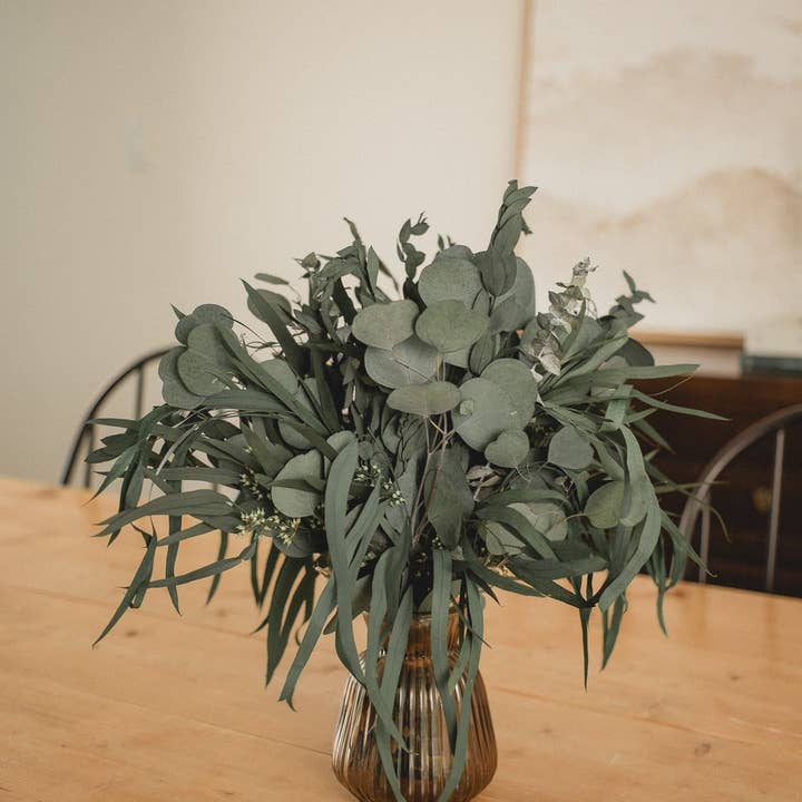 Eucalypt Co. - Wholesale Dried/pressed flowers - Preserved Eucalyptus Arrangement