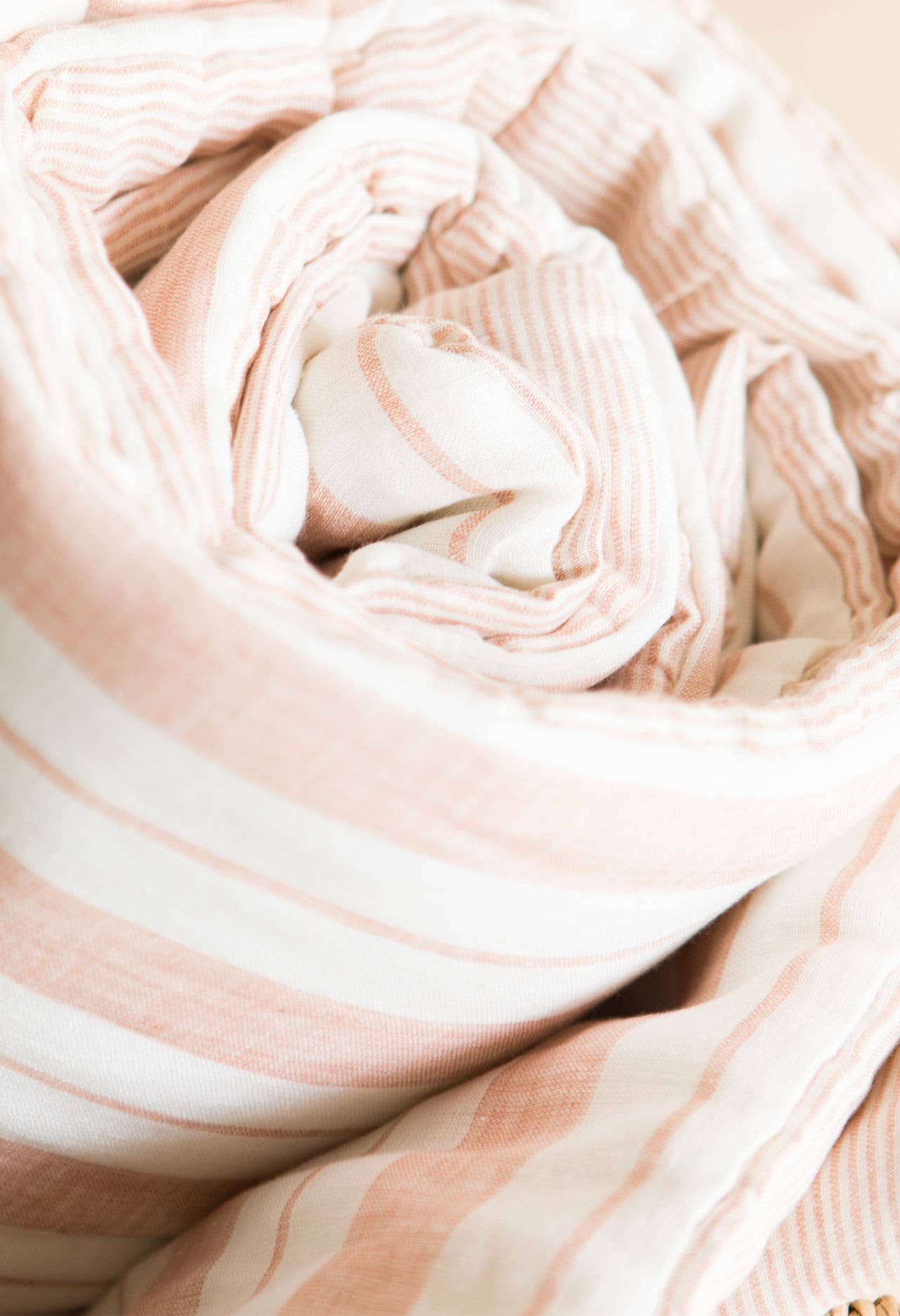 Gabrielle Paris - Wholesale Coverlet - Washed Linen Striped Duvet1