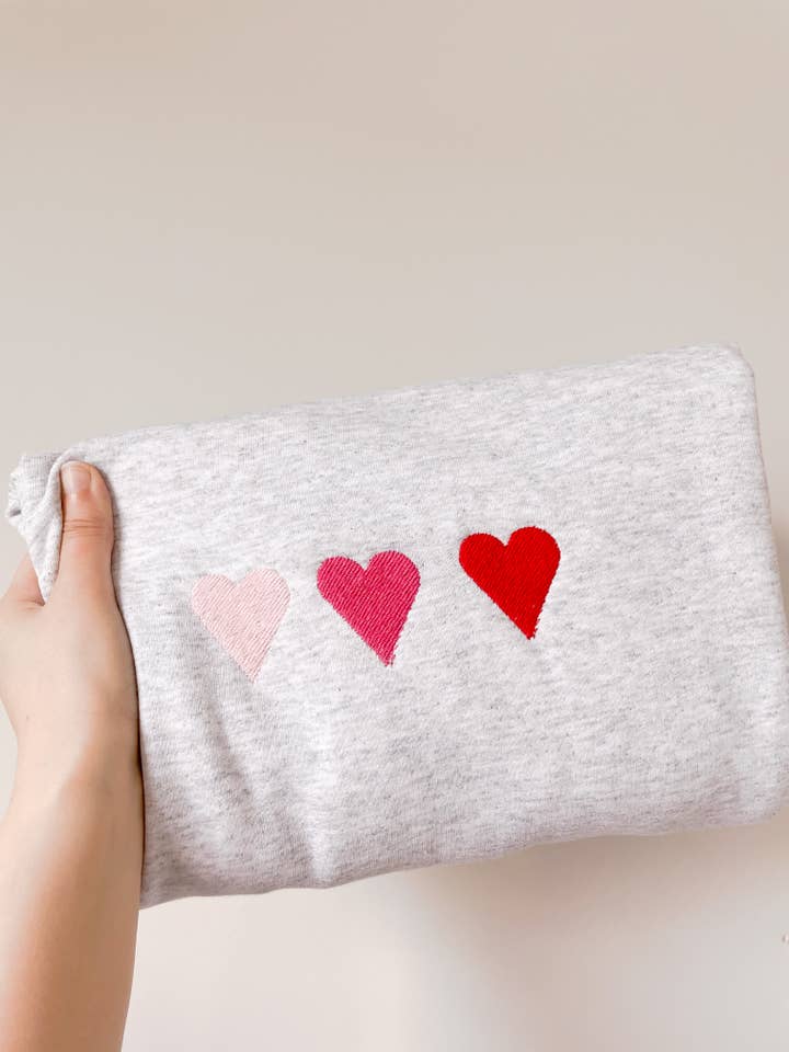 Hjerte Trio Sweatshirt for engroshandel hos ShopEndlessJune