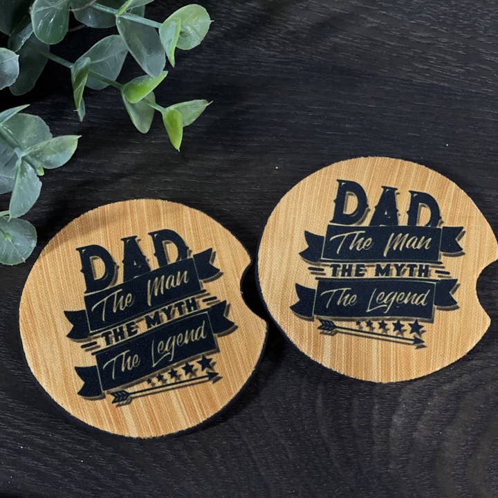 CMD Wholesale – Großhandel Auto-Getränkeuntersetzer – Unisex – Dad The Man, Myth, Legend Auto-Untersetzer-Set