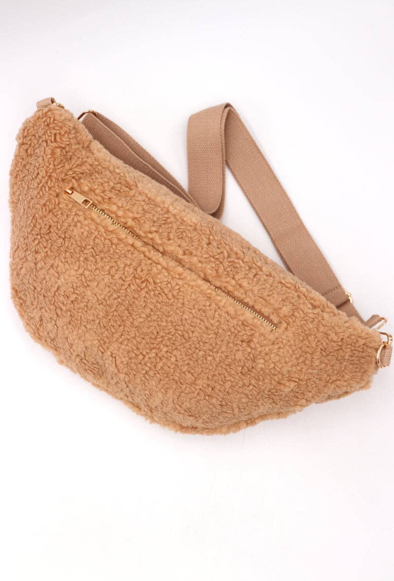 LIL' MOON - Venta al por mayor Riñonera - Mujer - Cangurera #LM2023 -22 efecto piel de oveja con cierre y bolsillos10