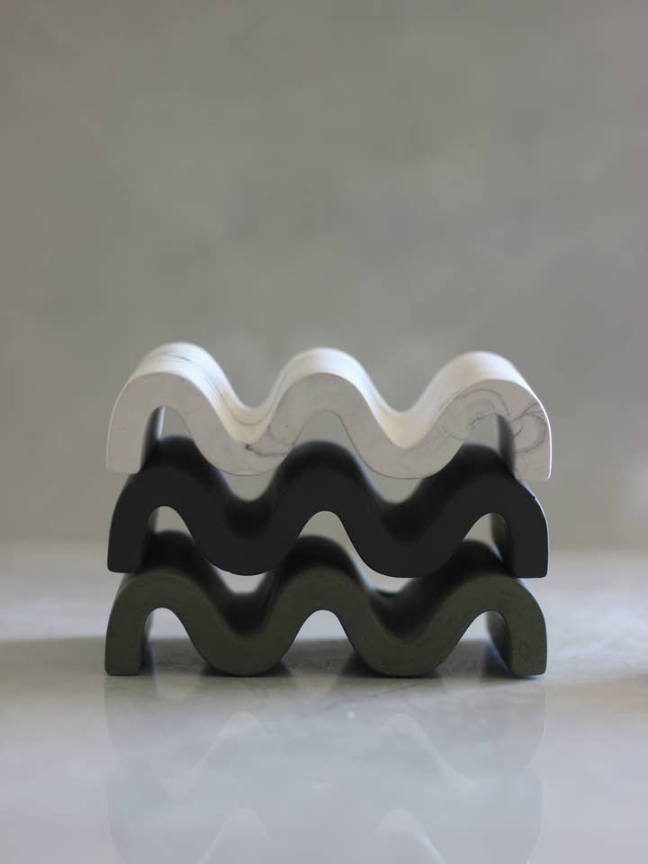 SOAP DISH, SPONGE DISH, WAVY, JEWELRY DISH, CUSTOM COLOR for wholesale by SCENTS BY FAY