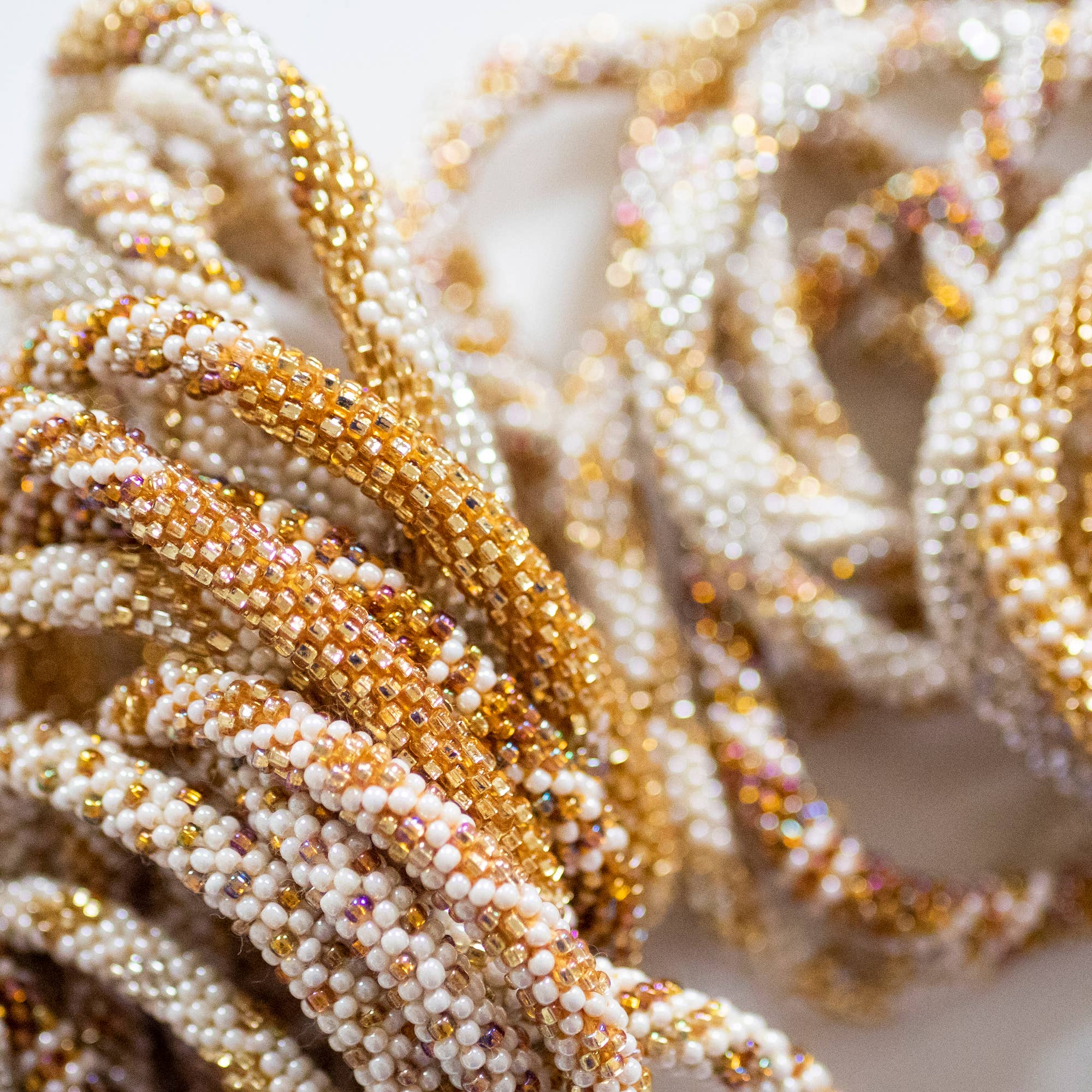 Aid Through Trade - Wholesale Jewelry Set - Roll-On® Bracelet Cairo- Set of 123