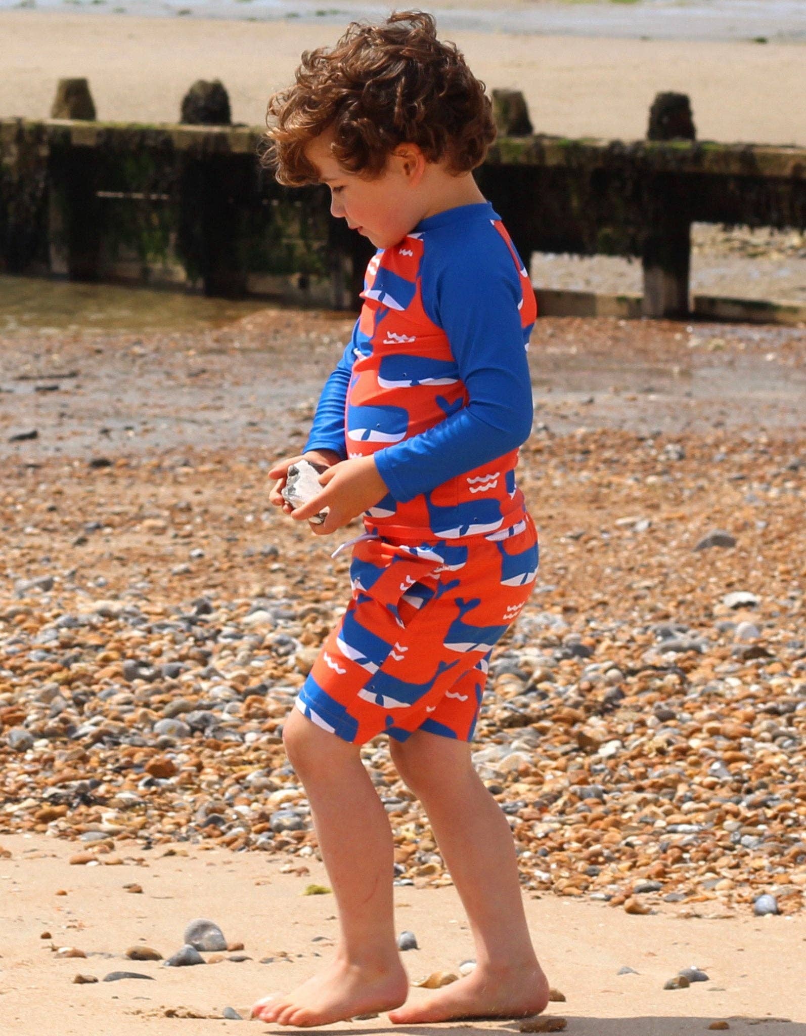 Toby Tiger GmbH - Wholesale Swim Top - Kids - Kinder Badeshirt langarm mit Wal und Wellen-Druck, UV-Schutz UPF 50+1