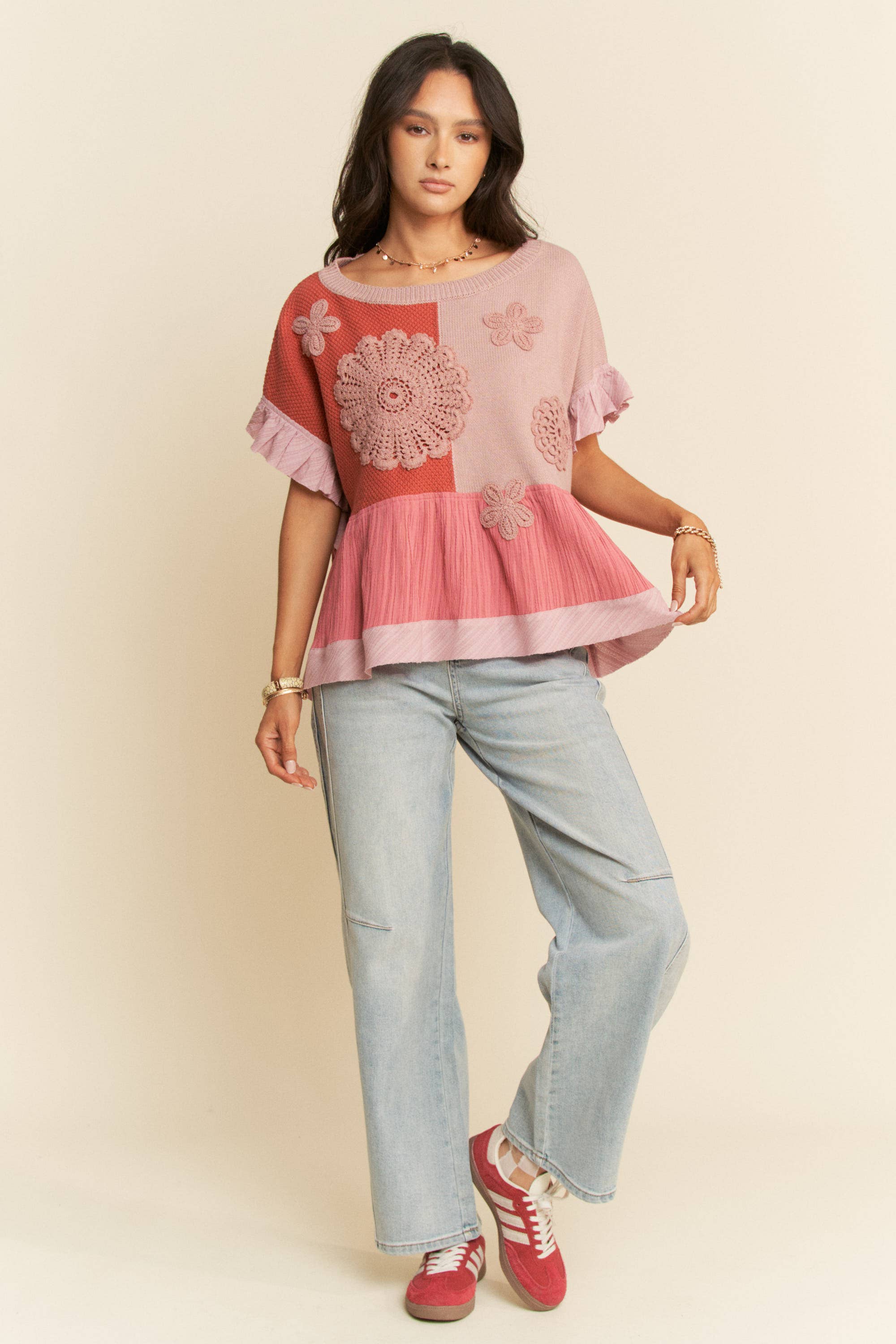 Davi & Dani – wholesale Knit top – Women's – SWEATER TEXTURED FABRIC RUFFLE DETAIL TOP4