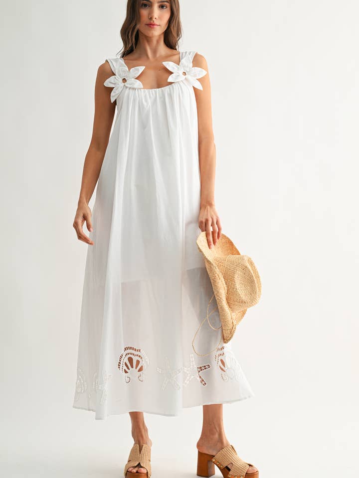 Robe Maxi Brodée CJD27089 avec Accents Floraux sur les Épaules pour la vente par Camellia