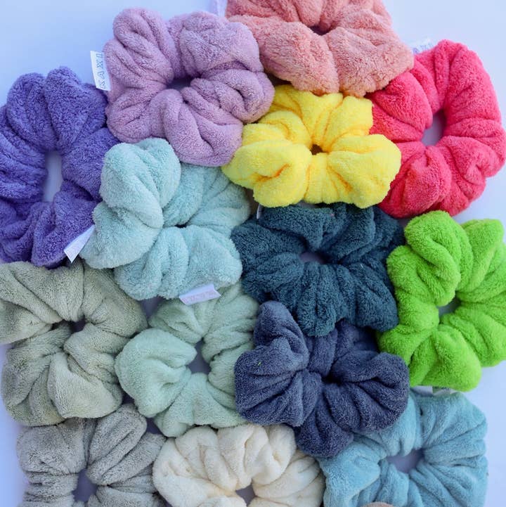 KAXI - Wholesale Scrunchie - Women's - OVERSIZED TOWEL SCRUNCHIES ( 18 COLORS )8