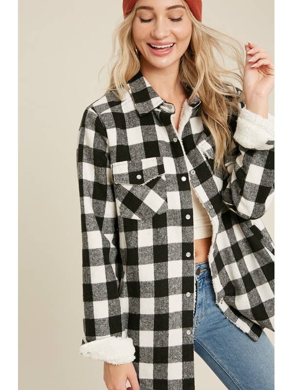 Pink Irene Wholesale - Wholesale Shirtjack/Shacket - Dames - SHERPA GEVOERD GERUITE JAS AAN DE VOORKANT15