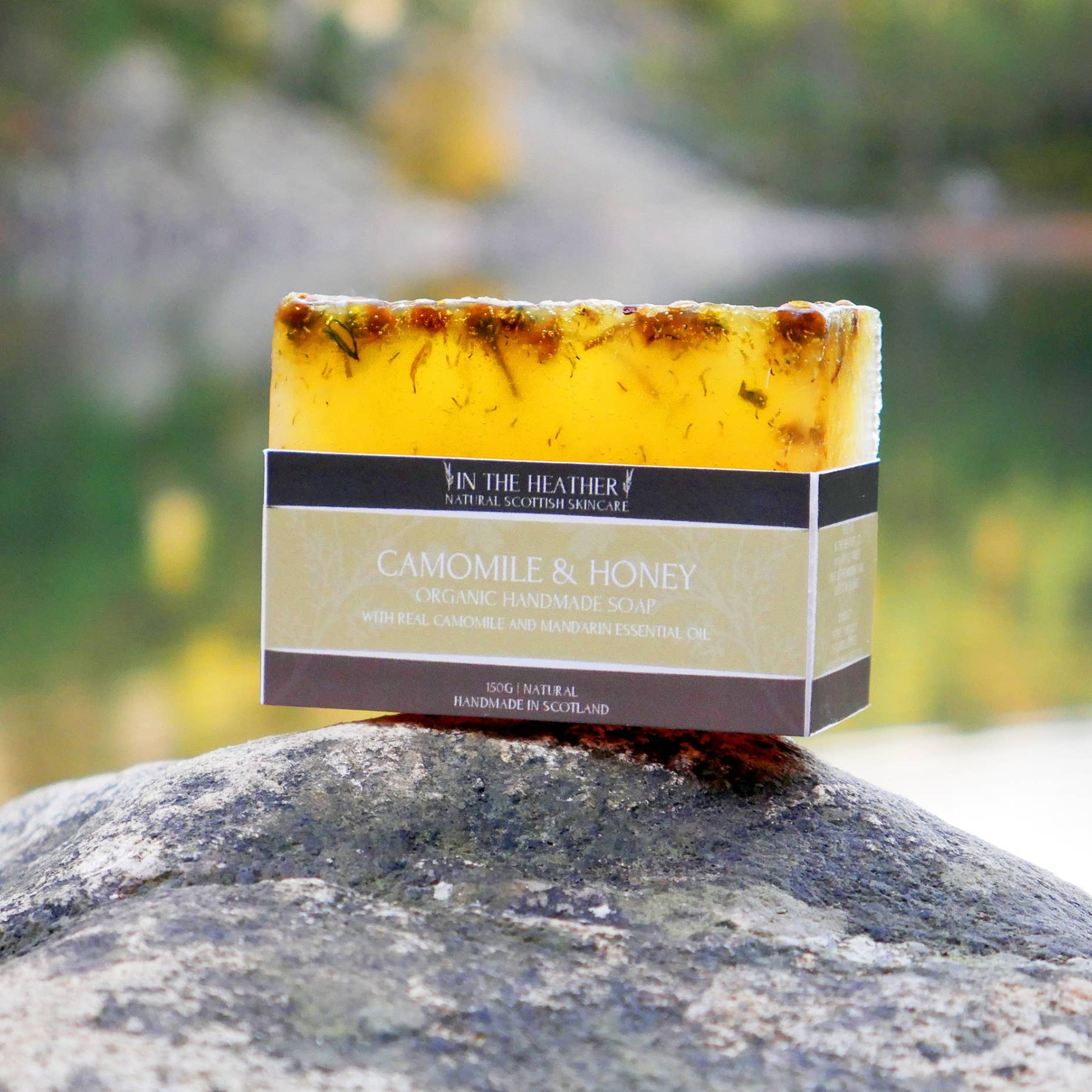 In The Heather – wholesale Bar Soap – Scottish Organic Camomile & Honey Bar Soap 150g 1