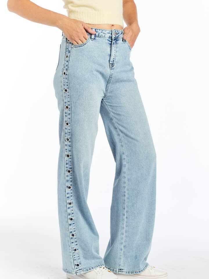 WOMEN-GROMMET WIDE LEG /93272-D7B3 for wholesale by Tractr Jeans